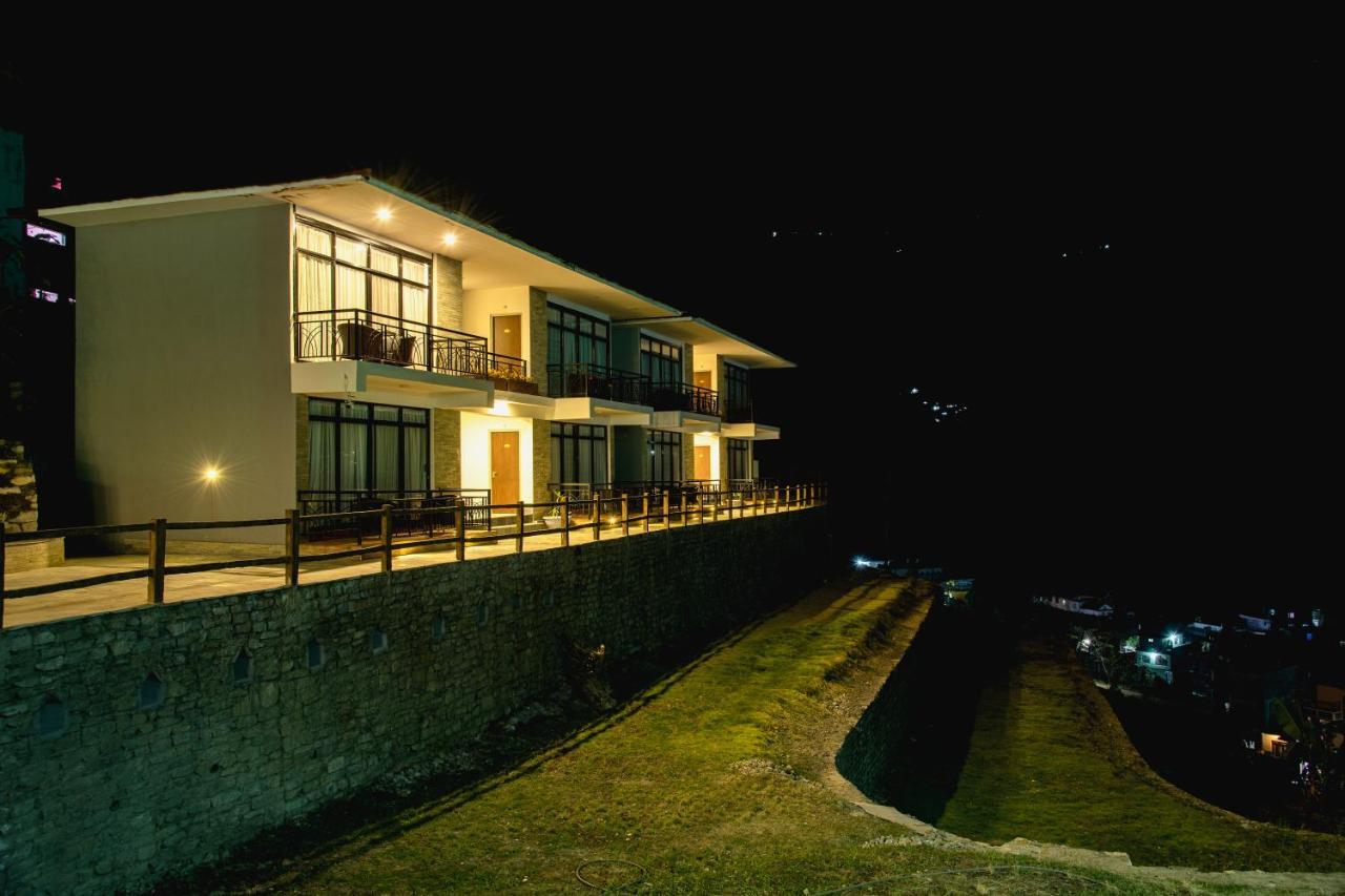 Gateway Himalaya Resort Ghanpokhara Exterior photo